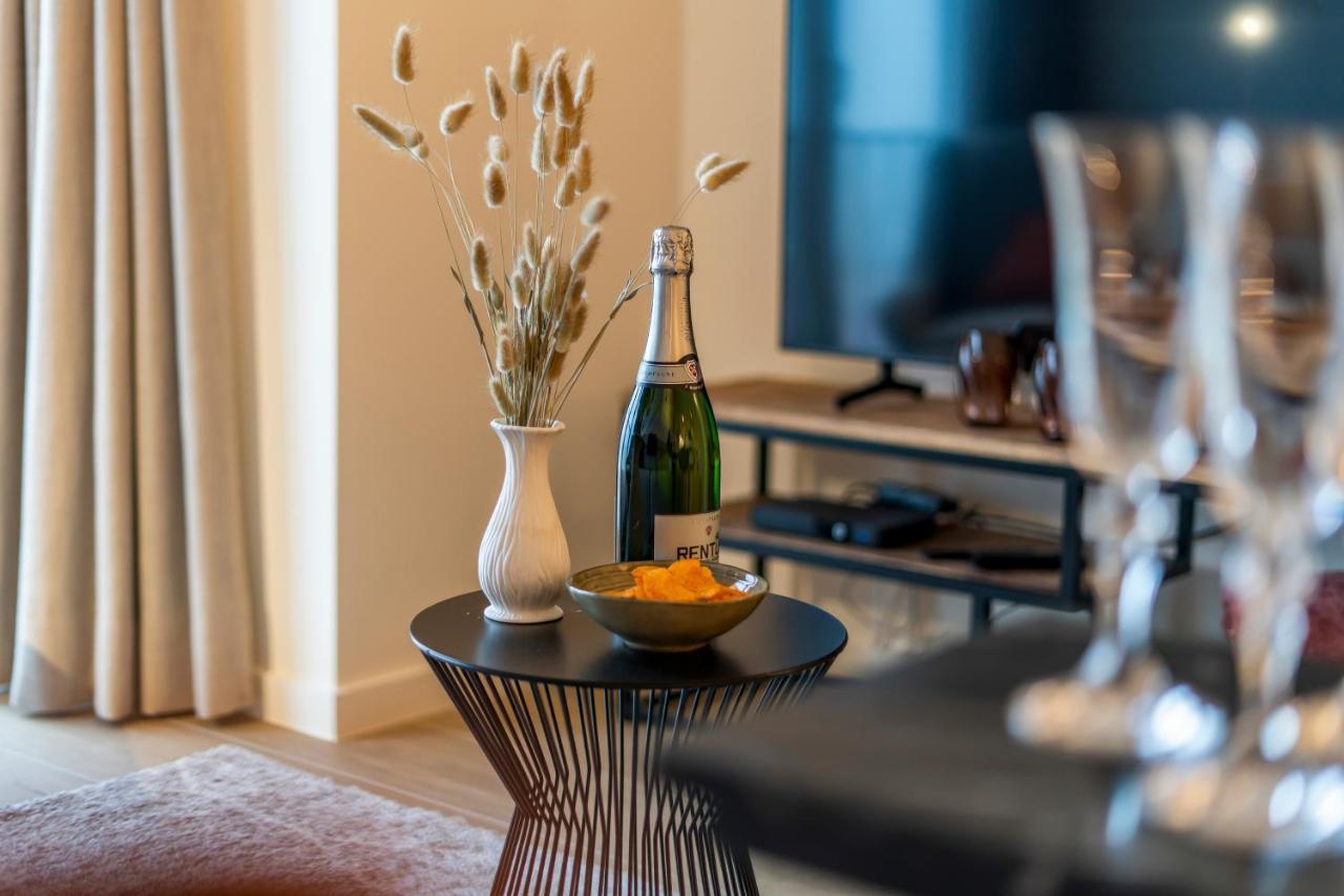 Seagusta - Sea View Apartment In มิดเดิลแกร์เกอ ภายนอก รูปภาพ